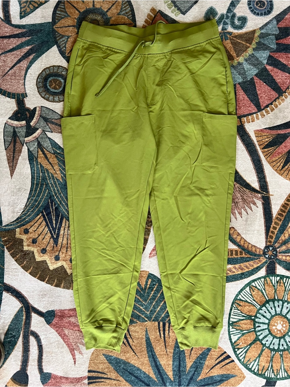 Women’s Avocado Drawstring Jogger Scrub Pants